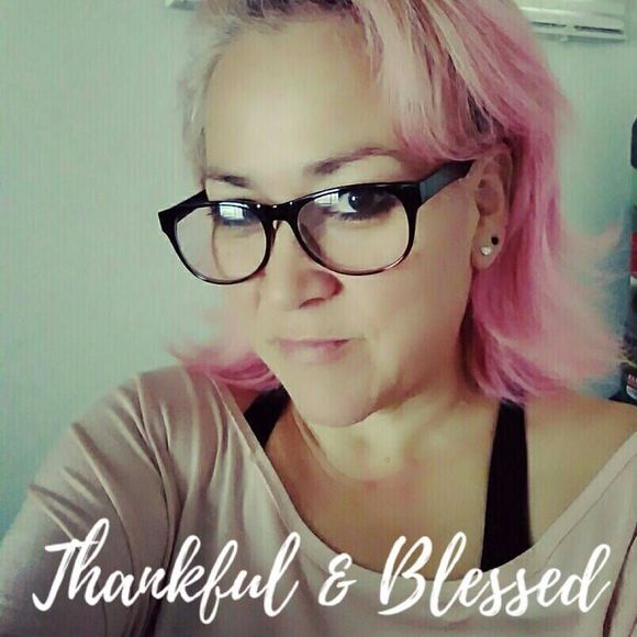 Meet your Posher, Renee - Picture 1 of 1